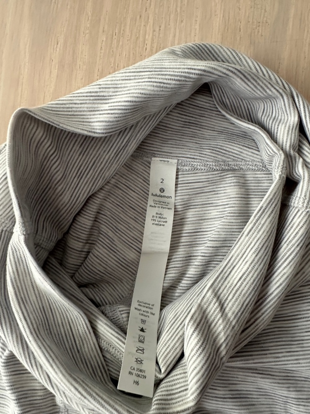 Lululemon HR Align Leggings sz 2 - Picture 4 of 4